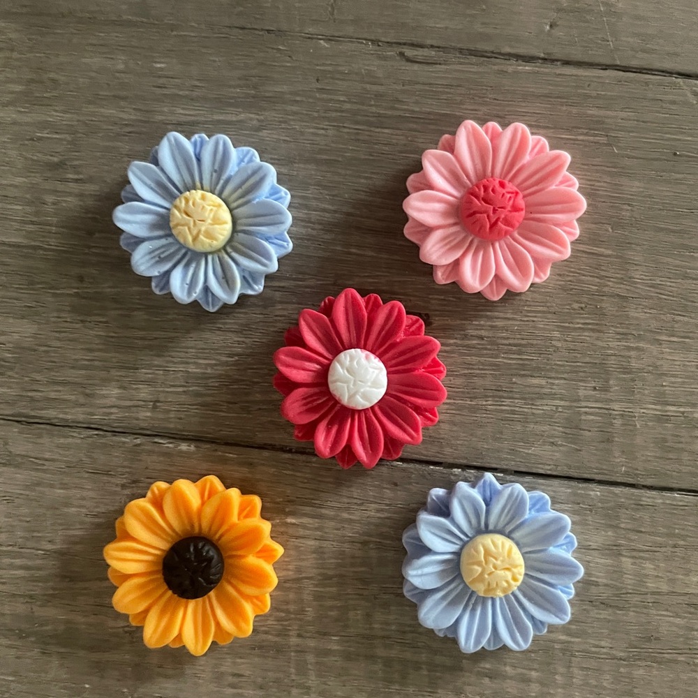 Unlisted Blue and Pink Kitchen Hair Accessories